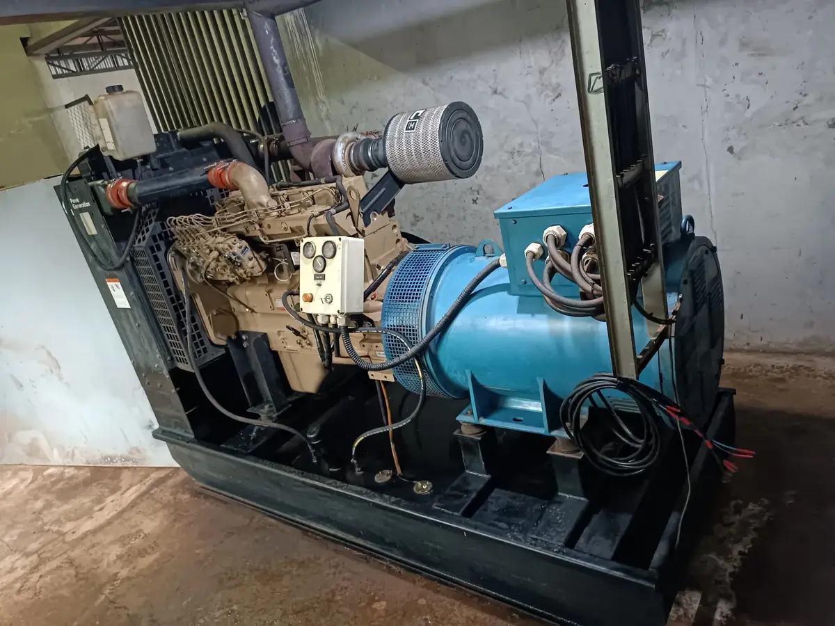 Inspección técnica y ensayo de aislación en grupo generador, CIABAY